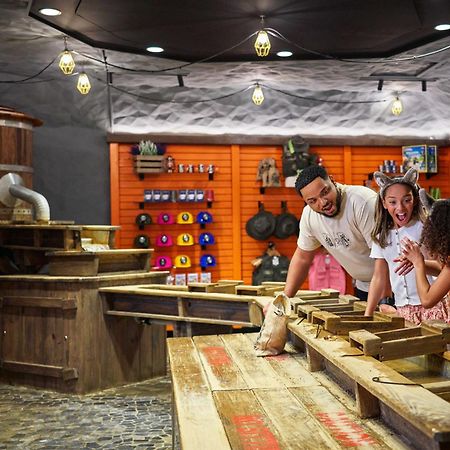 Great Wolf Lodge Colorado Springs Exterior photo